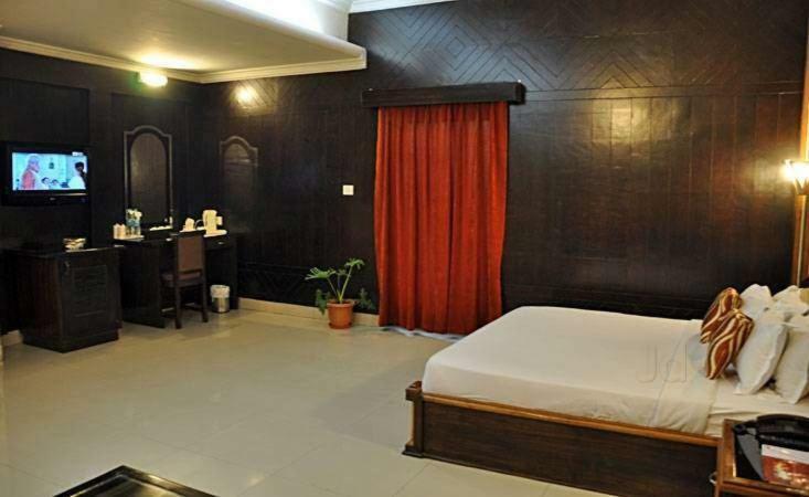Hotel Rudra Continental Rudrapur Εξωτερικό φωτογραφία