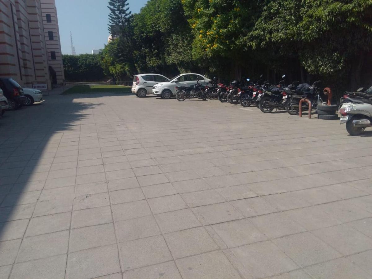 Hotel Rudra Continental Rudrapur Εξωτερικό φωτογραφία